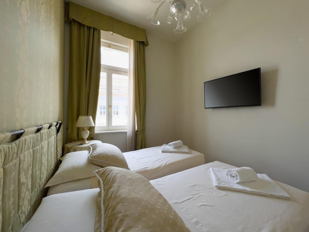 Luca's Apartment *